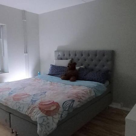 Homestay - Private Room In An Apartment Gotenburg Buitenkant foto